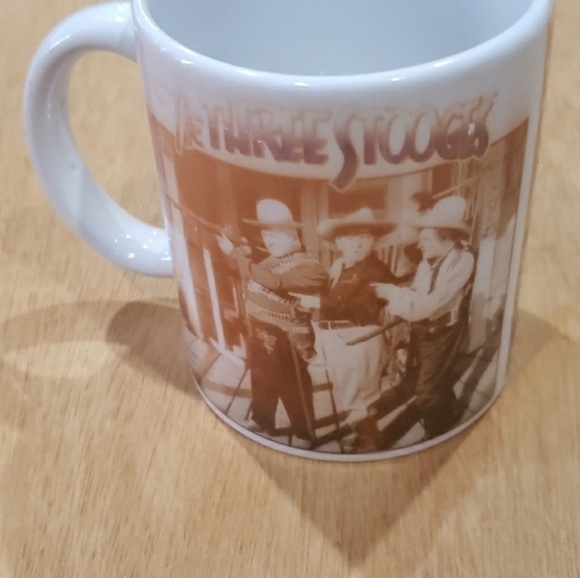 𝅺THREE Stooges Mug - Picture 1 of 5
